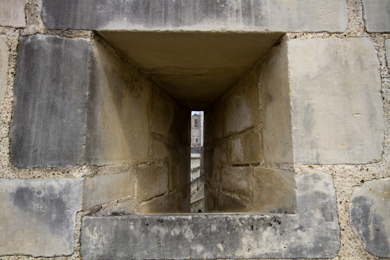 Arrow slit - Chateau Des Ducs de Bretagne
