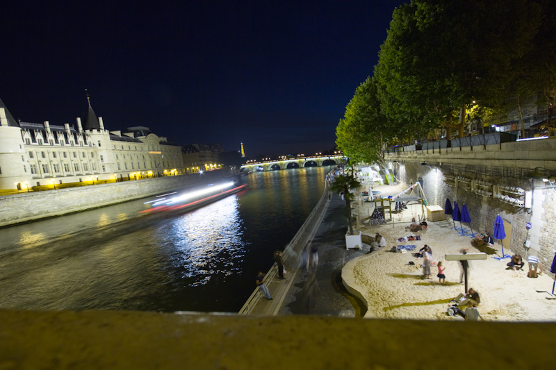 Seine at night