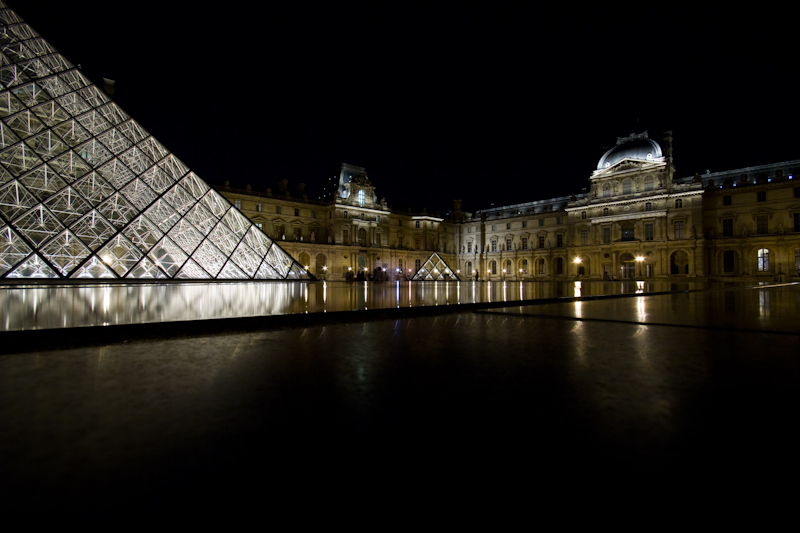 Nightime Louvre